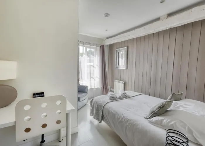 Bed & Breakfast Domaine De Regnonval